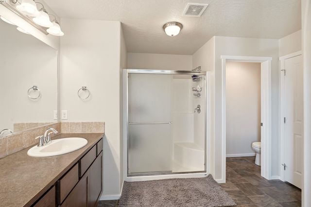 1309 S McMillan Rd, Greenacres, WA 99016