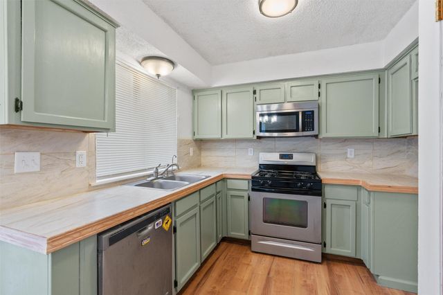 5408 King Henry DR, Austin, TX 78724