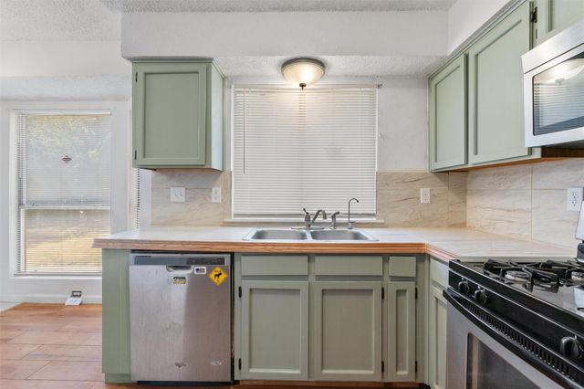 5408 King Henry DR, Austin, TX 78724