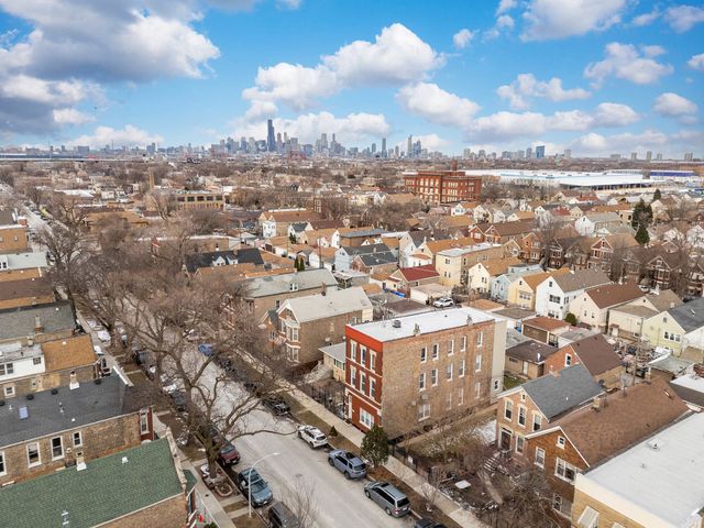 3651 S Wood Street, Chicago, IL 60609