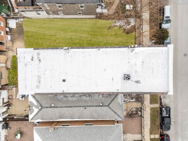 3651 S Wood Street, Chicago, IL 60609