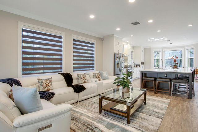 1503 Running Oak Lane, Royal Palm Beach, FL 33411