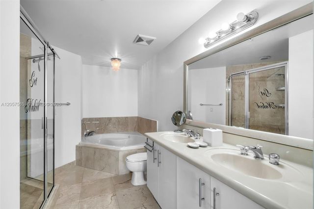 7900 Harbor Island Dr 1126, North Bay Village, FL 33141