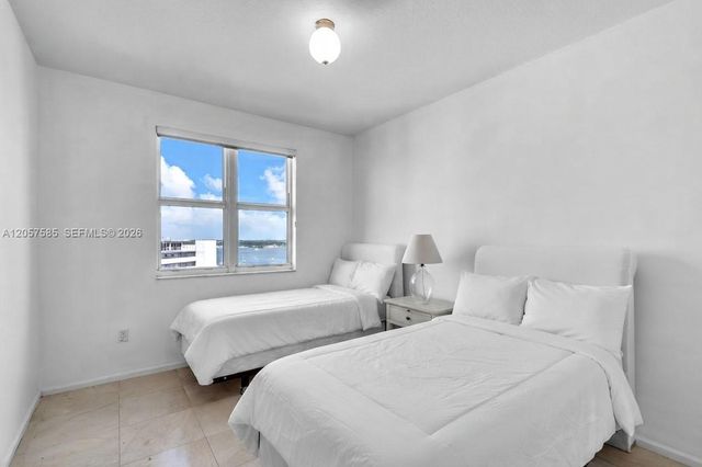 7900 Harbor Island Dr 1126, North Bay Village, FL 33141