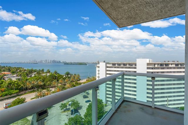 7900 Harbor Island Dr 1126, North Bay Village, FL 33141