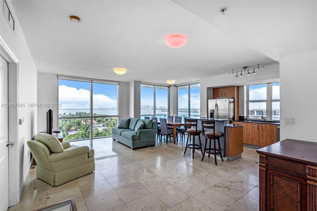 7900 Harbor Island Dr 1126, North Bay Village, FL 33141