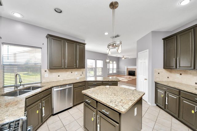 3526 Spruce Needle Drive, Houston, TX 77082