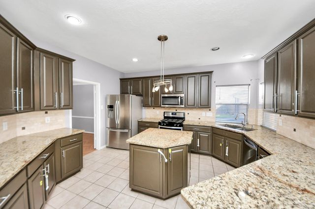 3526 Spruce Needle Drive, Houston, TX 77082