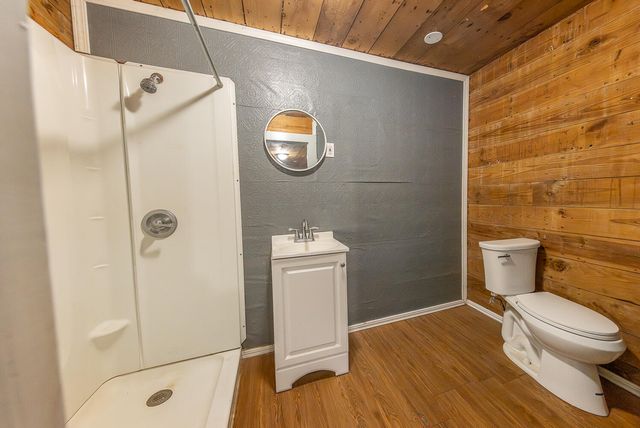 304 Cactus Drive, Levelland, TX 79336