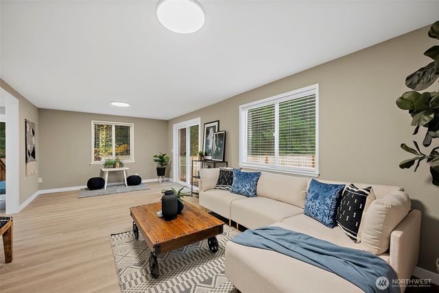 12619 136th Street E, Puyallup, WA 98374