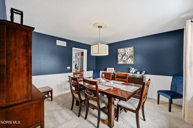 827 Abbey Lane, Findlay, OH 45840