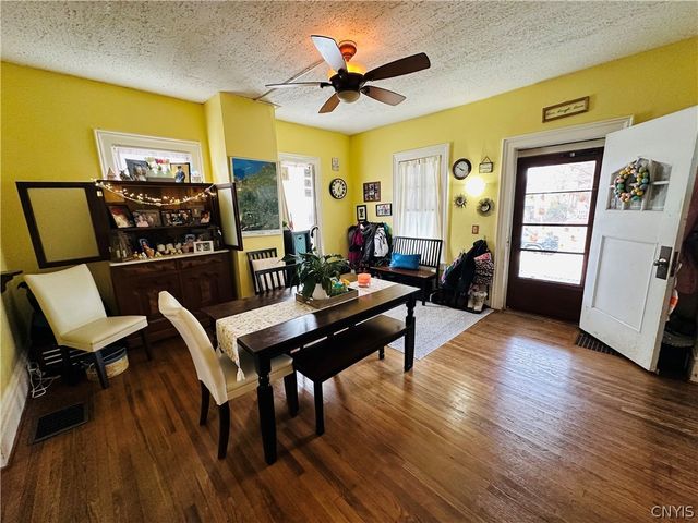 12 Johnston, Seneca Falls, NY 13148