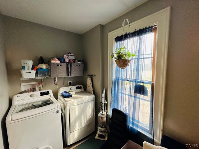 12 Johnston, Seneca Falls, NY 13148