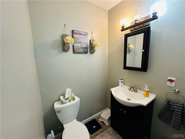 12 Johnston, Seneca Falls, NY 13148