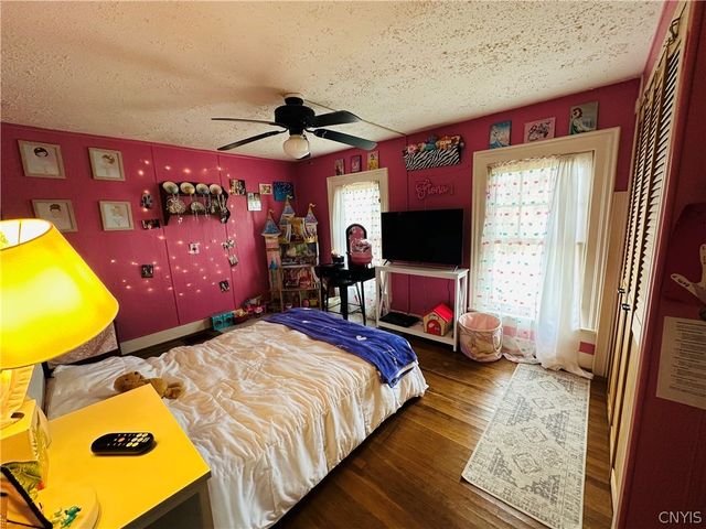 12 Johnston, Seneca Falls, NY 13148