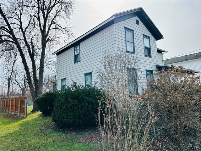 12 Johnston, Seneca Falls, NY 13148