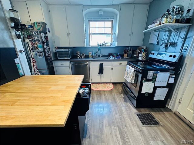 12 Johnston, Seneca Falls, NY 13148