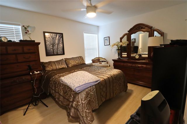 309 Thomas Street, Terrell, TX 75160