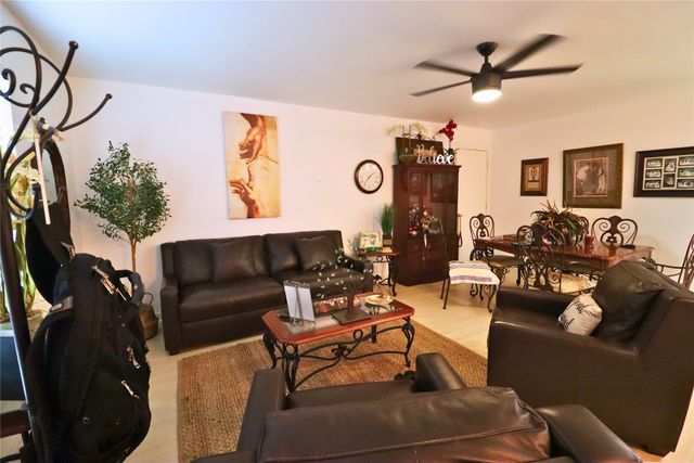 309 Thomas Street, Terrell, TX 75160