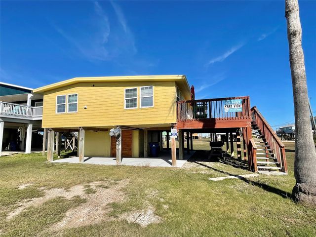 308 Parkview Road, Surfside Beach, TX 77541