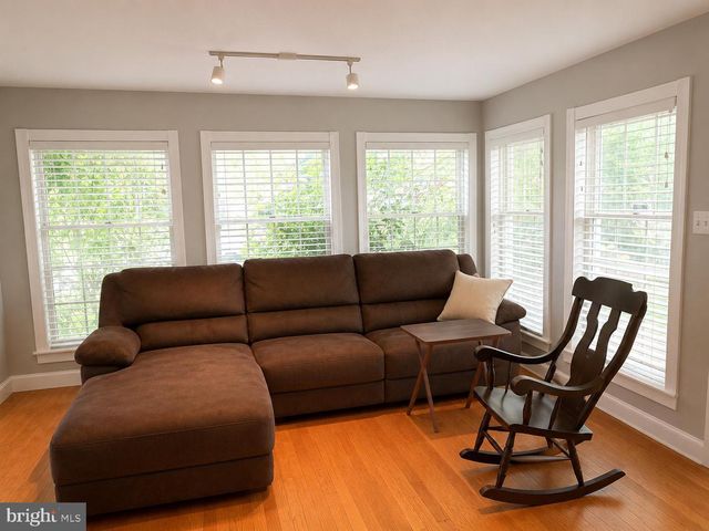25 TURNBRIDGE DR, Lancaster, PA 17603