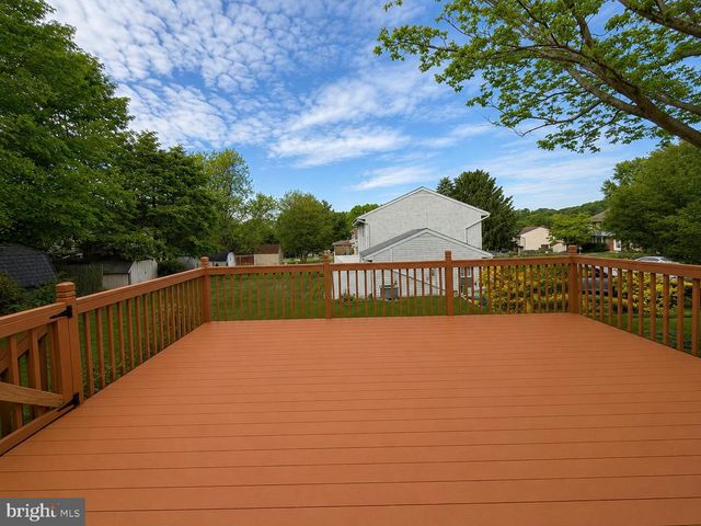 25 TURNBRIDGE DR, Lancaster, PA 17603