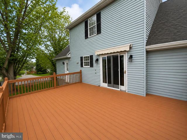 25 TURNBRIDGE DR, Lancaster, PA 17603