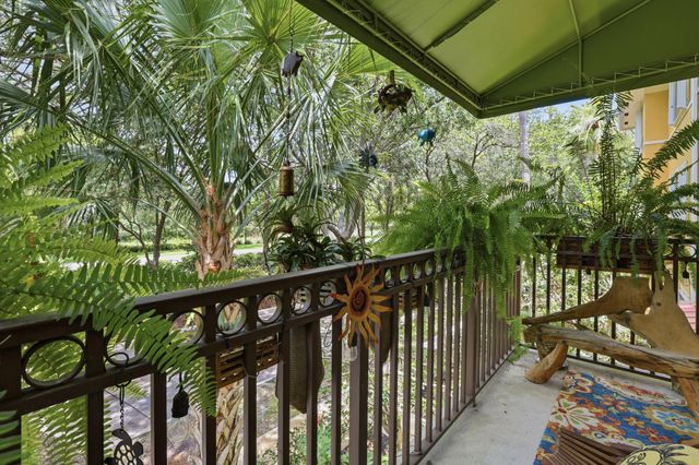 135 W Indian Crossing Circle, Jupiter, FL 33458