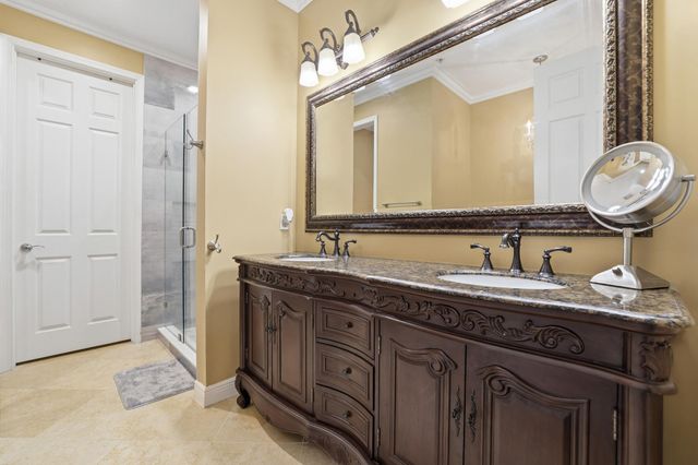 135 W Indian Crossing Circle, Jupiter, FL 33458