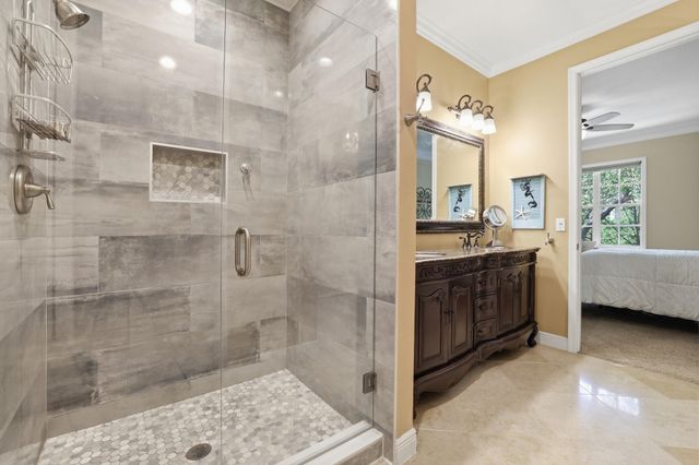 135 W Indian Crossing Circle, Jupiter, FL 33458