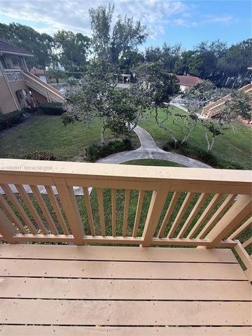 4847 Via Palm Lks 1007, West Palm Beach, FL 33417