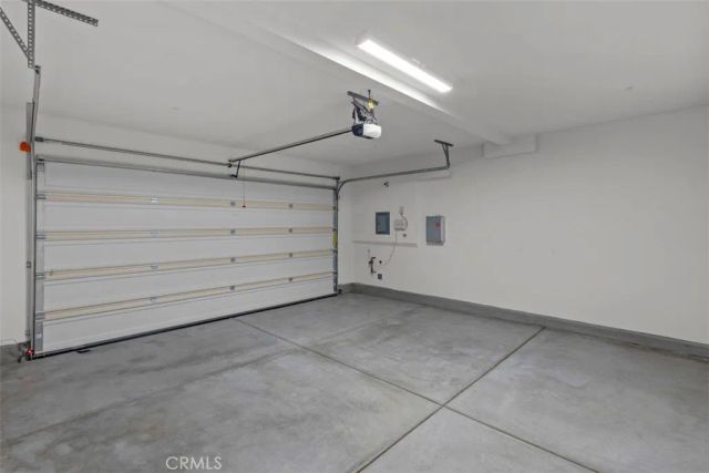 920 Porta Marina Lane, Lake Elsinore, CA 92530