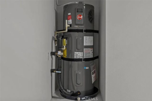 920 Porta Marina Lane, Lake Elsinore, CA 92530