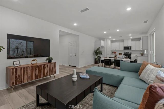 920 Porta Marina Lane, Lake Elsinore, CA 92530