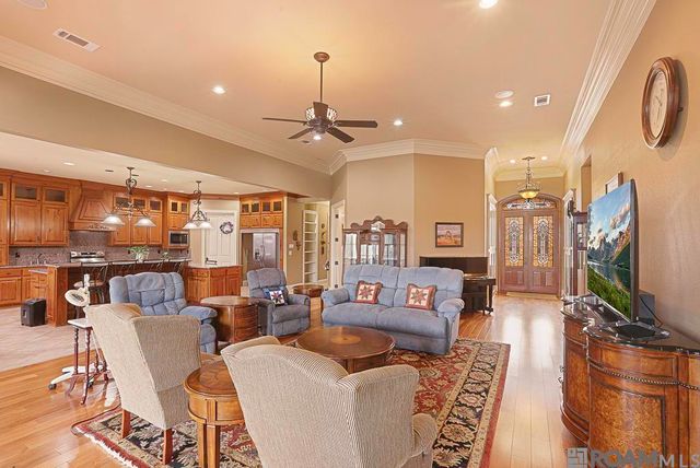 6919 Lagoon Ct, Greenwell Springs, LA 70739