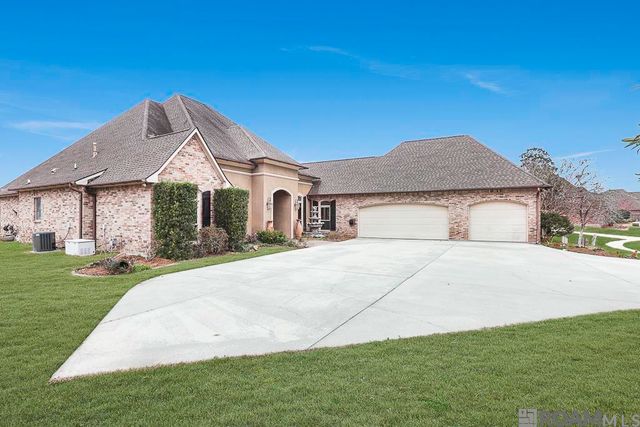 6919 Lagoon Ct, Greenwell Springs, LA 70739