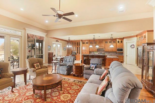 6919 Lagoon Ct, Greenwell Springs, LA 70739