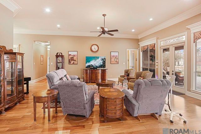 6919 Lagoon Ct, Greenwell Springs, LA 70739