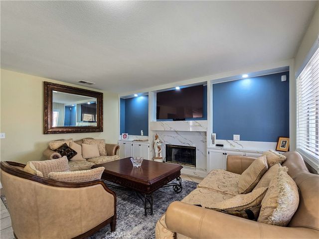 13636 Cordelia, Victorville, CA 92392