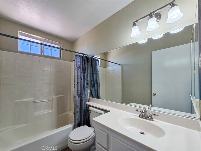 13636 Cordelia, Victorville, CA 92392