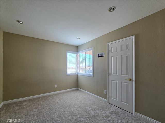 13636 Cordelia, Victorville, CA 92392