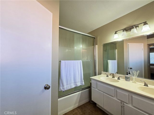 13636 Cordelia, Victorville, CA 92392