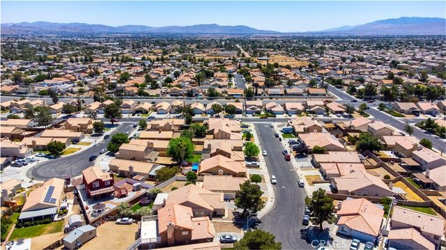 13636 Cordelia, Victorville, CA 92392