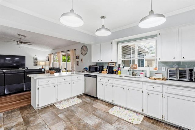 9062 BLACKSTONE STREET, Spring Hill, FL 34608