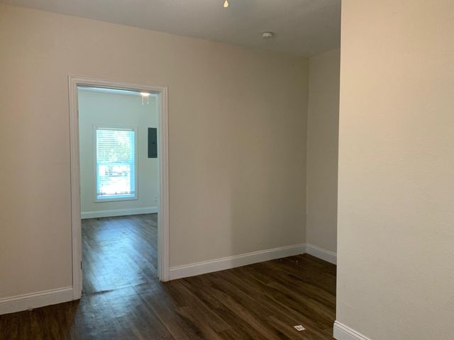 2222 W BOND Street, Denison, TX 75020