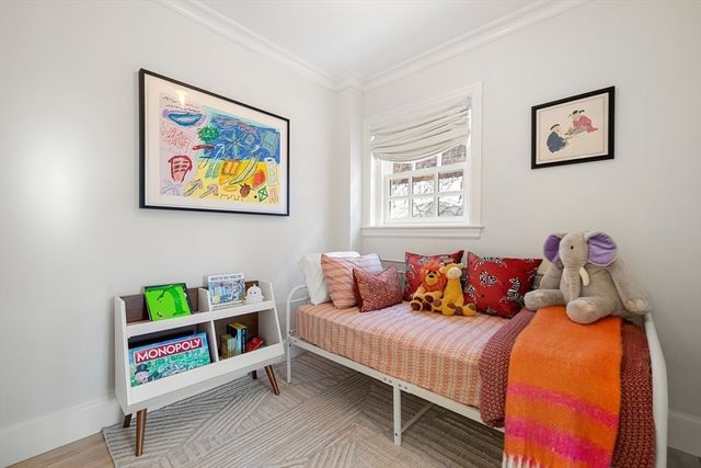 6 West Hill Place, Boston, MA 02114