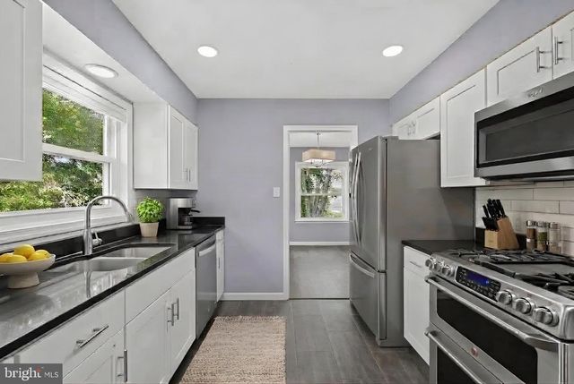 10807 HILL TOP DR, Fort Washington, MD 20744