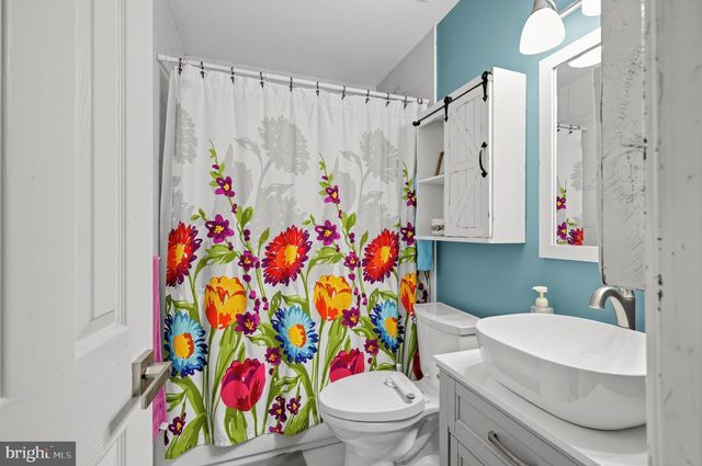 10807 HILL TOP DR, Fort Washington, MD 20744