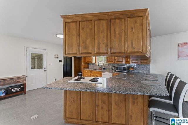 815 NONIDEZ CIRCLE, Bessemer, AL 35022