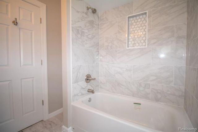 14888 Sunbury Street, Livonia, MI 48154
